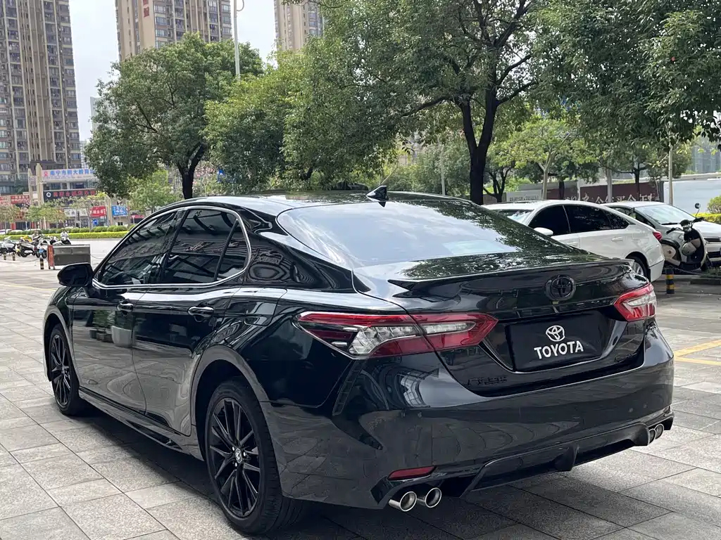 TOYOTA CAMRY 2023