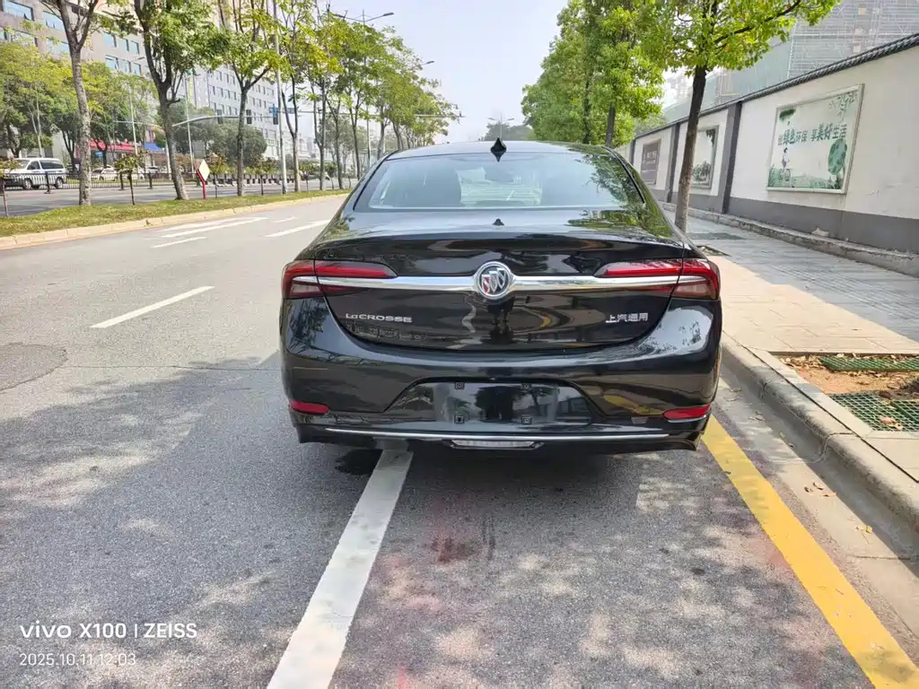 BUICK LACROSSE 2019
