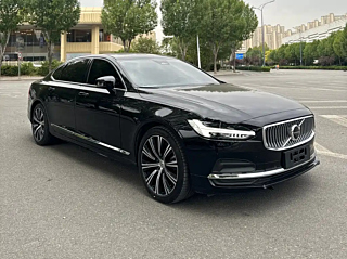 VOLVO S90 2024