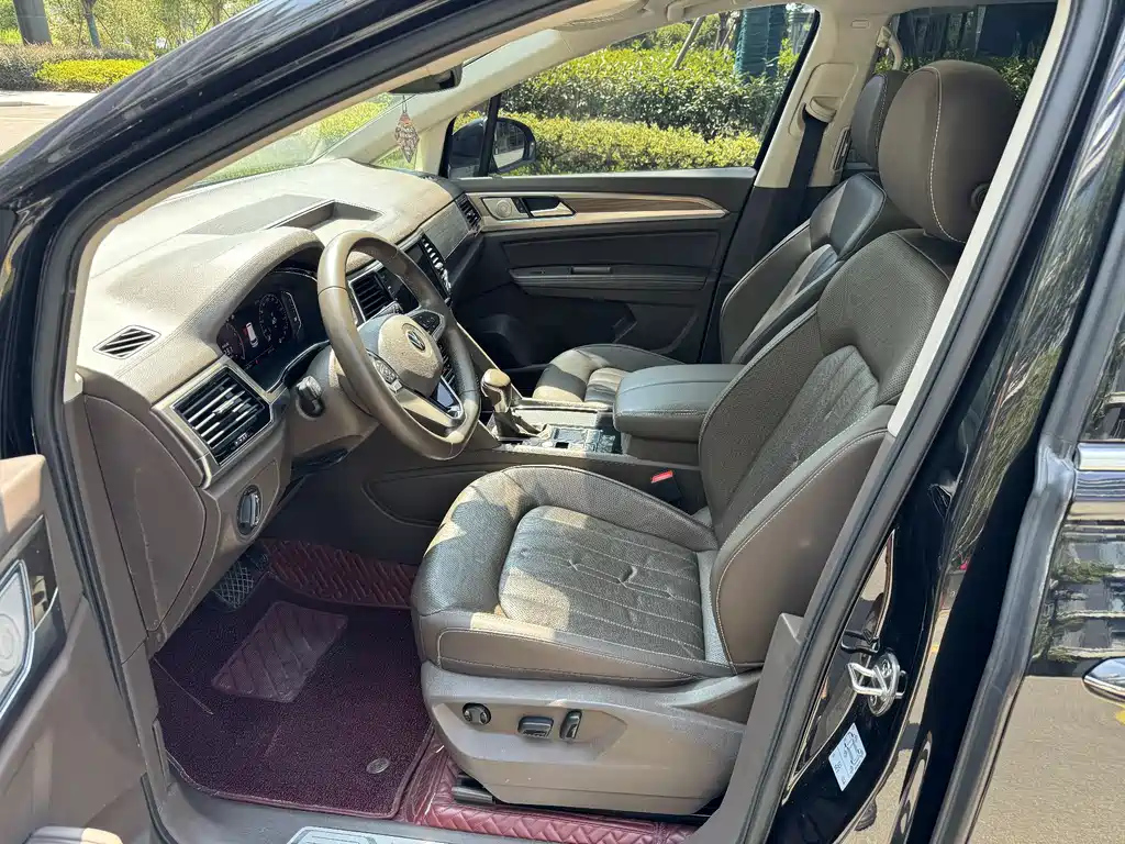 VOLKSWAGEN VILORAN 2021