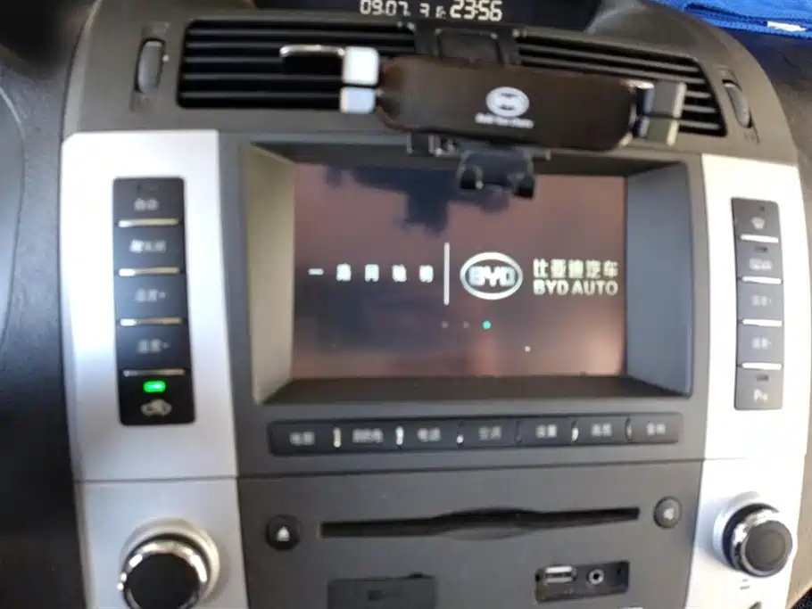 BYD S6 2014