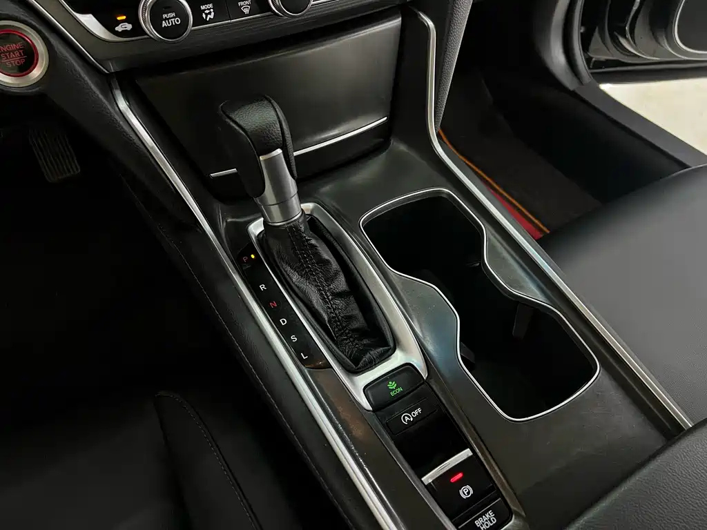 HONDA ACCORD 2018