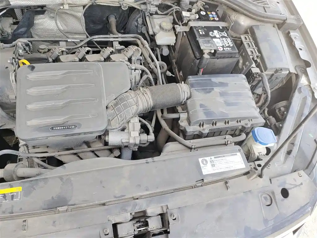 VOLKSWAGEN BORA 2019