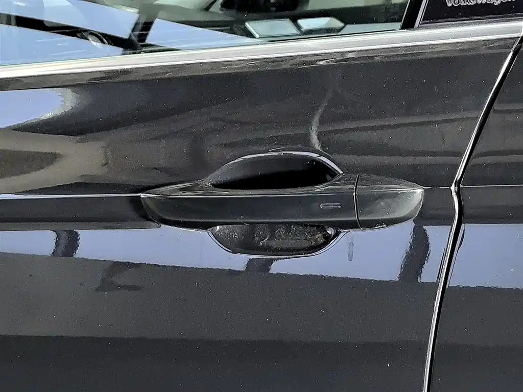 VOLKSWAGEN MAGOTAN 2023