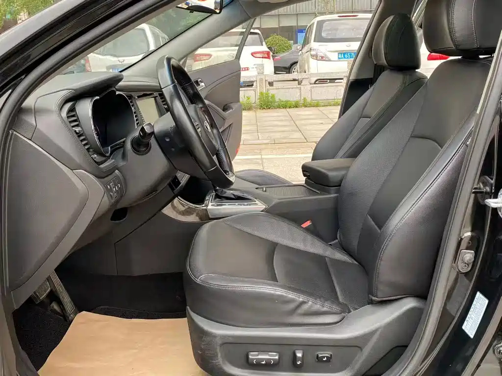 KIA K5 2014