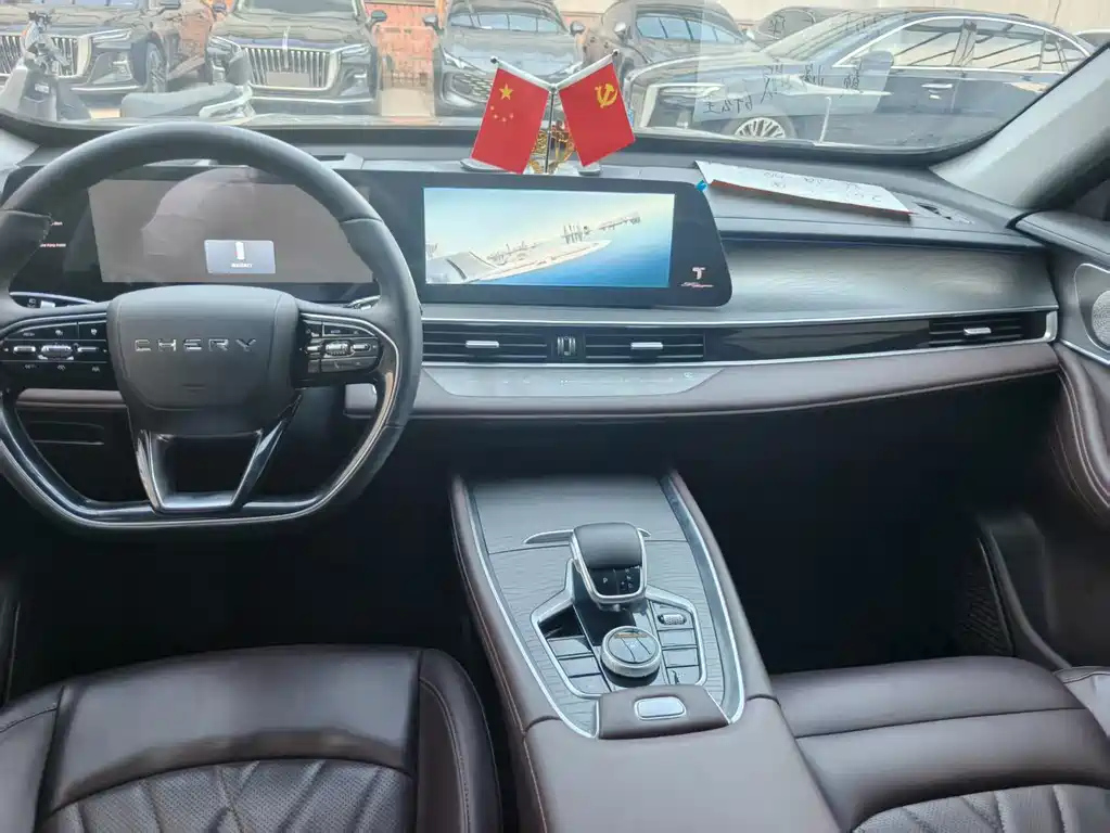 CHERY TIGGO 8 PRO 2024