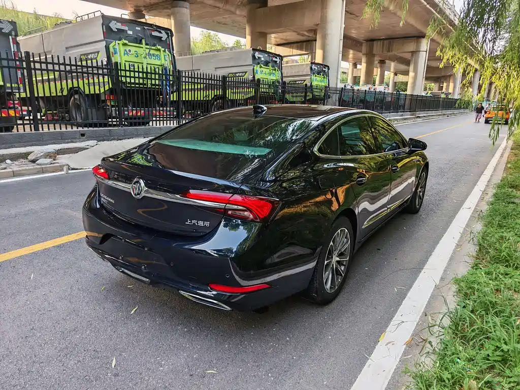 BUICK LACROSSE 2022