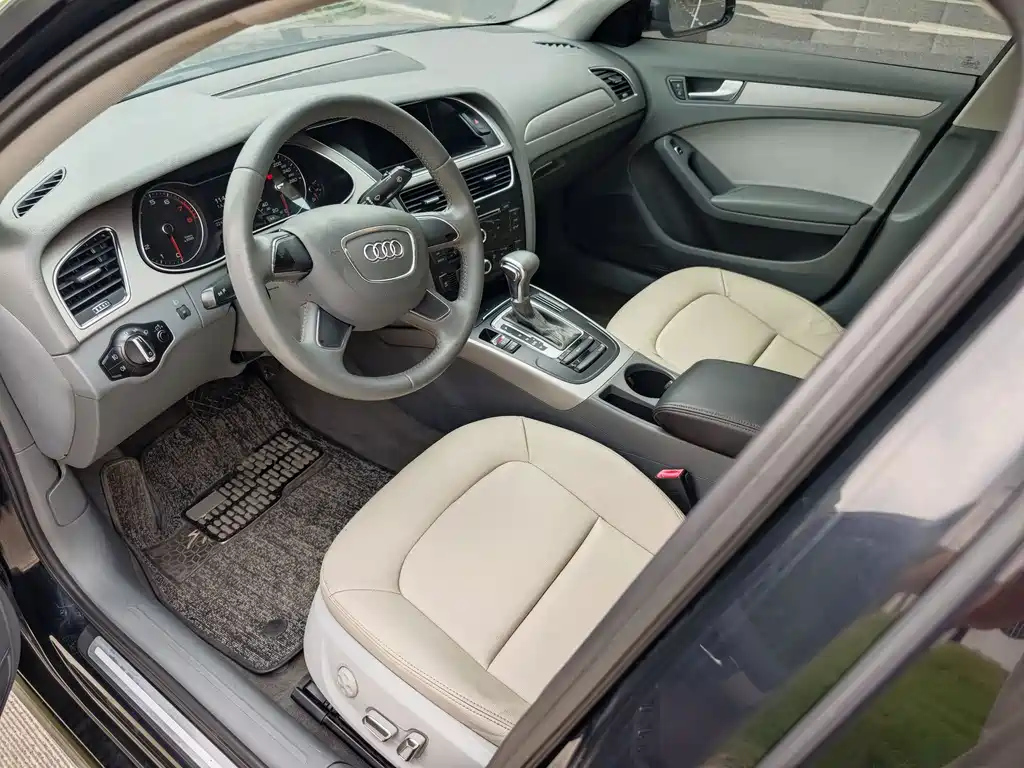 AUDI A4L 2013