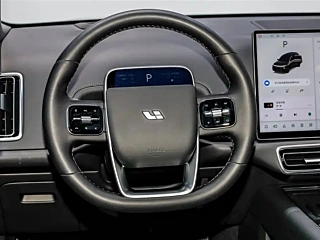 LI AUTO L8  2024 YEAR ULTRA 2024