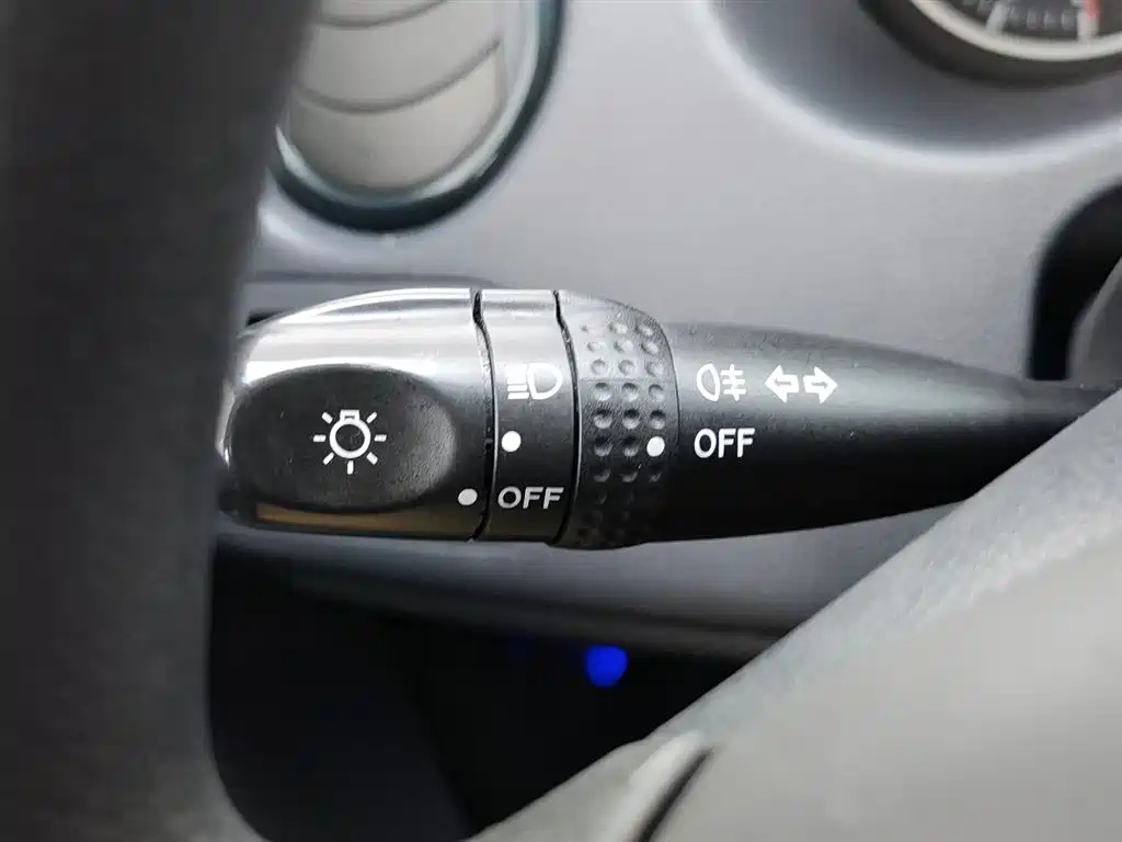 SUZUKI SWIFT 2016