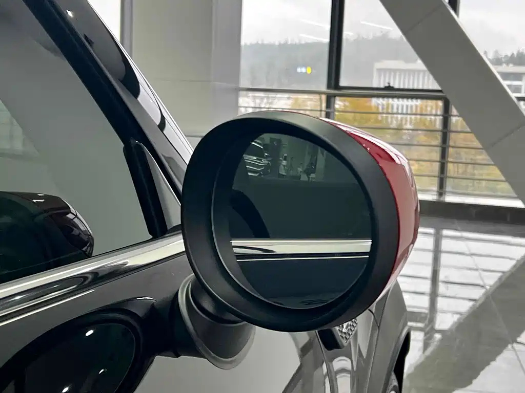 MINI JCW 2023