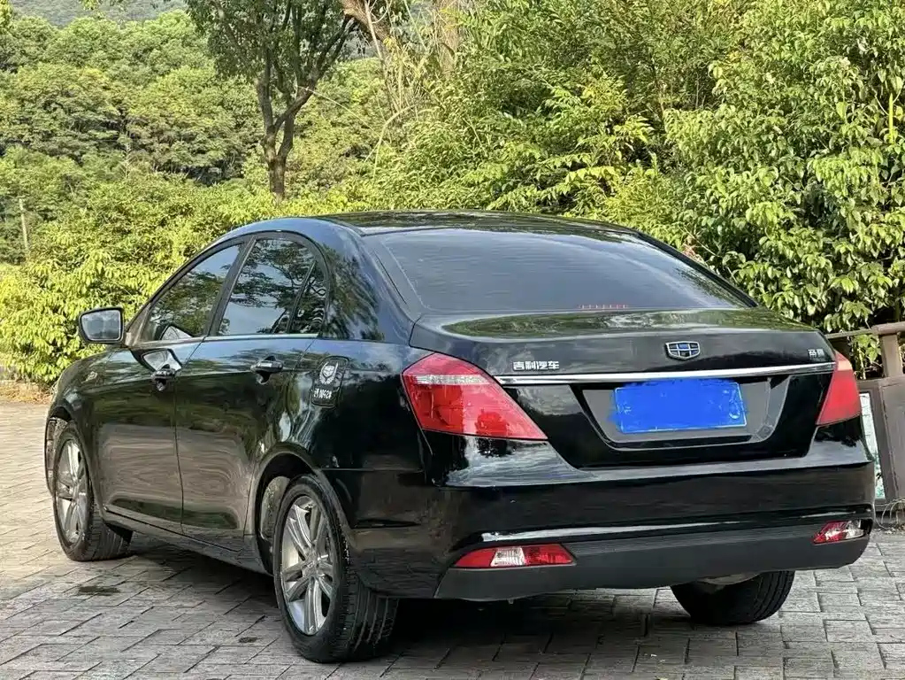 GEELY AUTO EMGRAND 2017