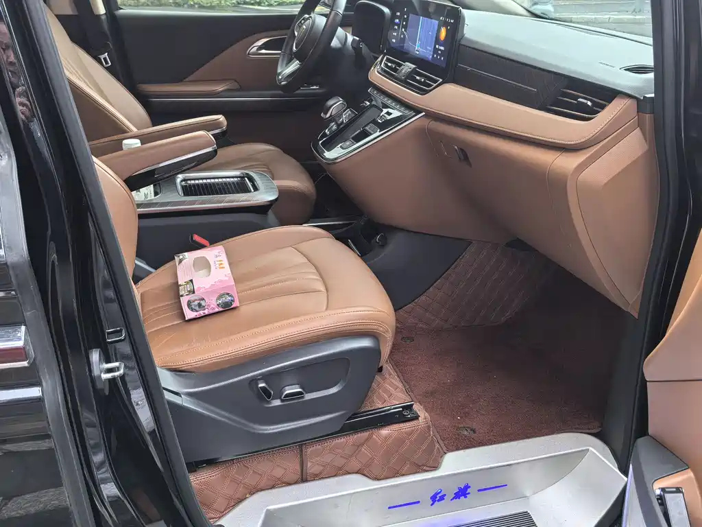 HONGQI HQ9 2023