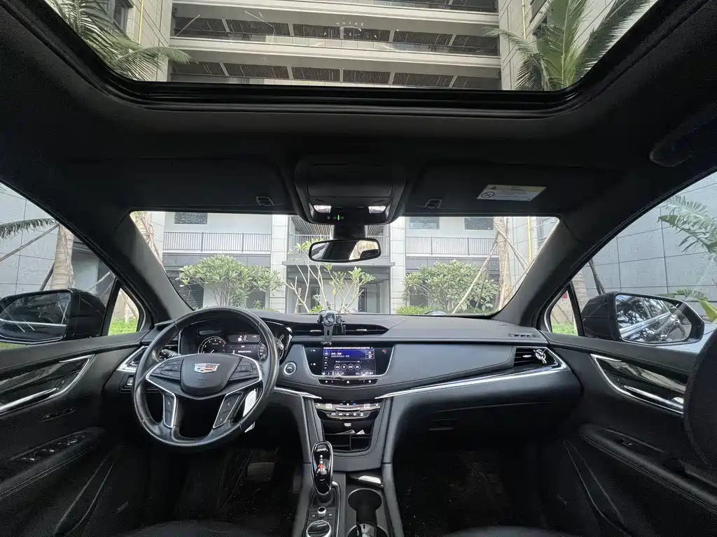CADILLAC XT5 2020