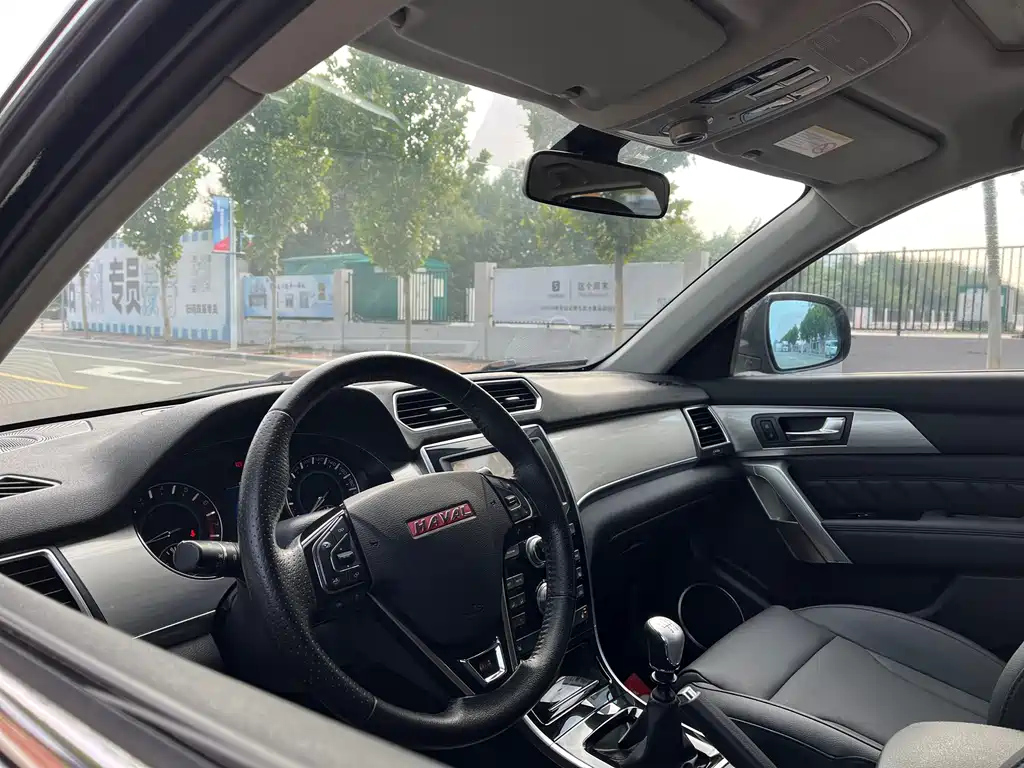 HAVAL H2 2015