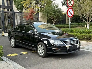 VOLKSWAGEN MAGOTAN 2011