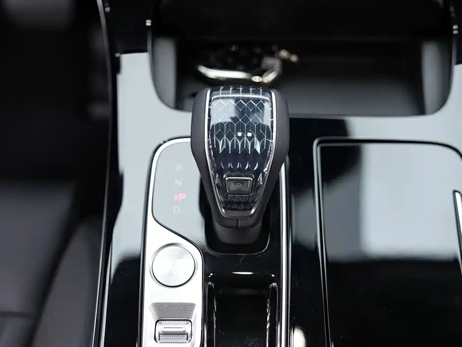 TRUMPCHI E9 2025