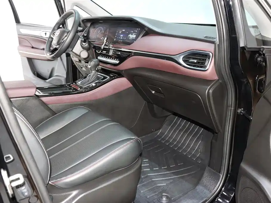 TRUMPCHI M6 2023