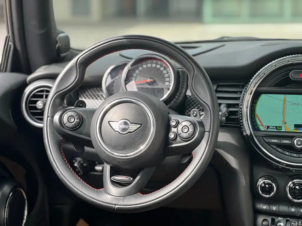 MINI JCW 2015