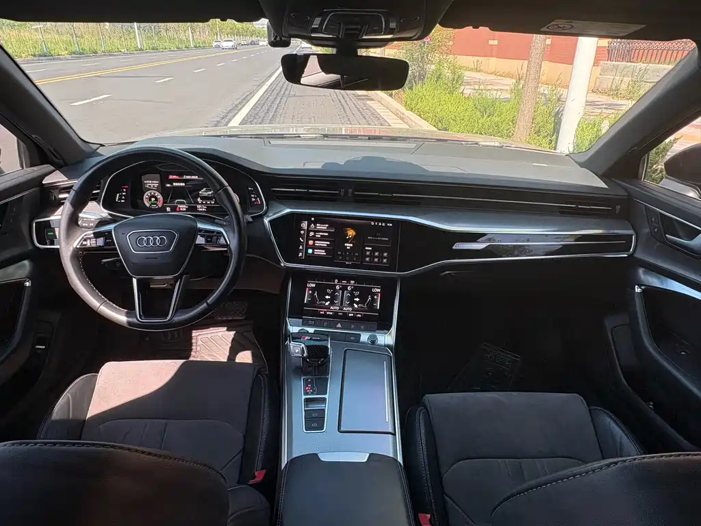 AUDI A6L 2021