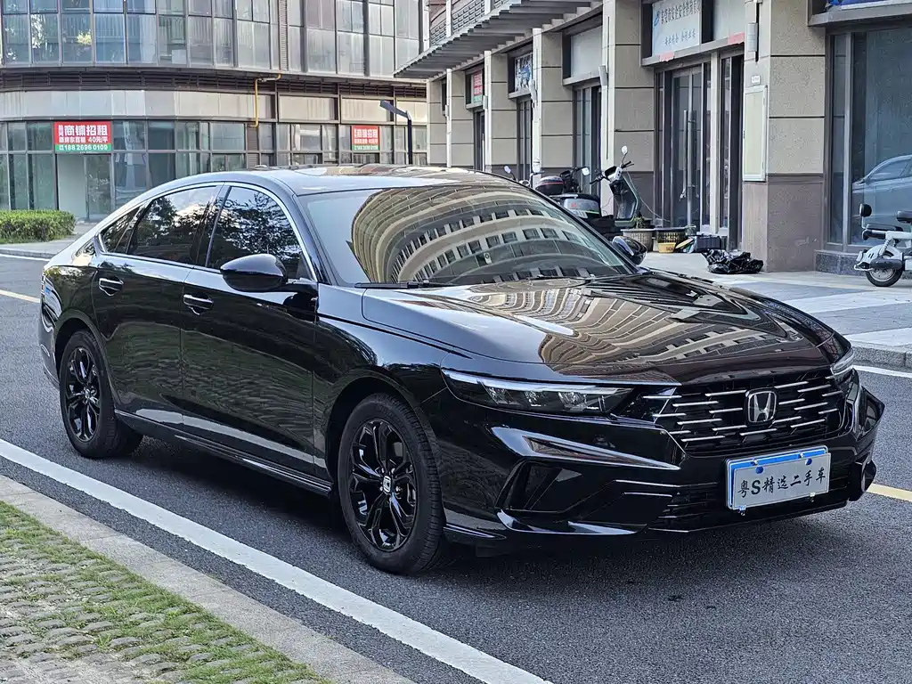 HONDA ACCORD 2025