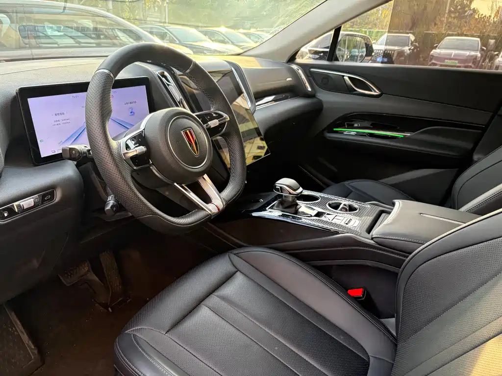 HONGQI HS3 PHEV 2024