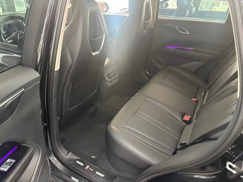 HONGQI HS3 PHEV 2024