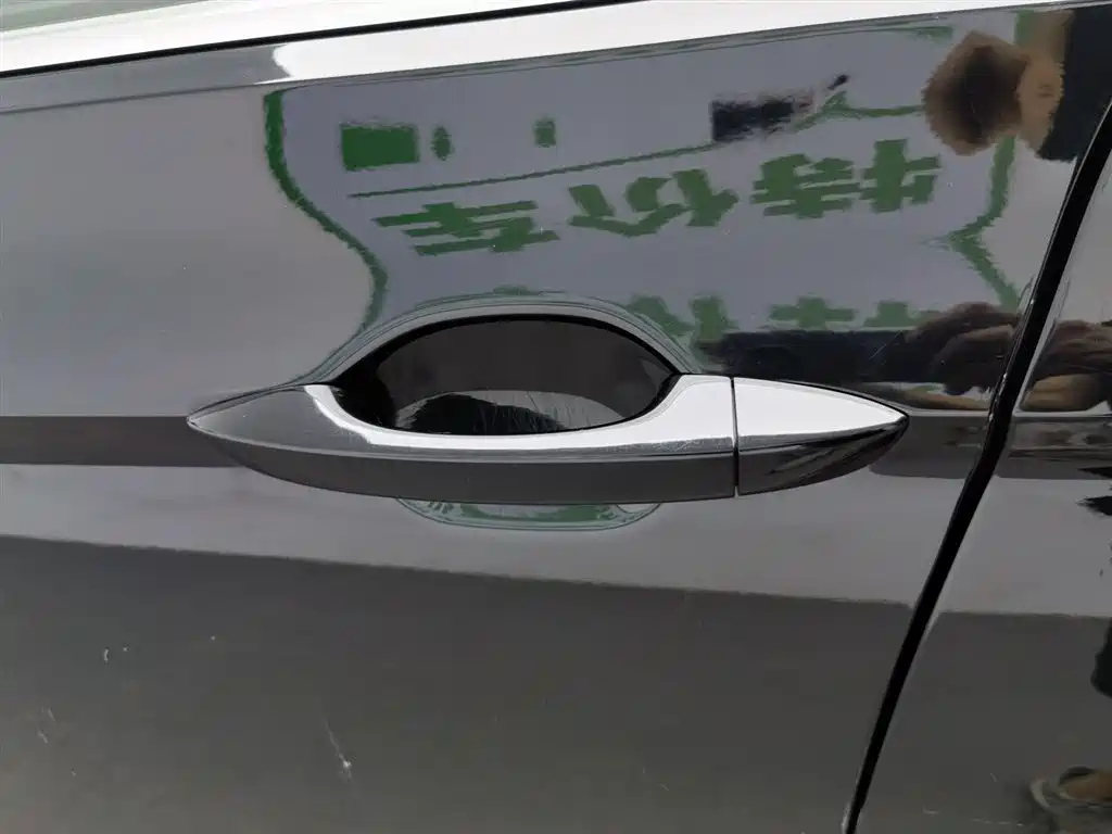 VOLKSWAGEN MAGOTAN 2019
