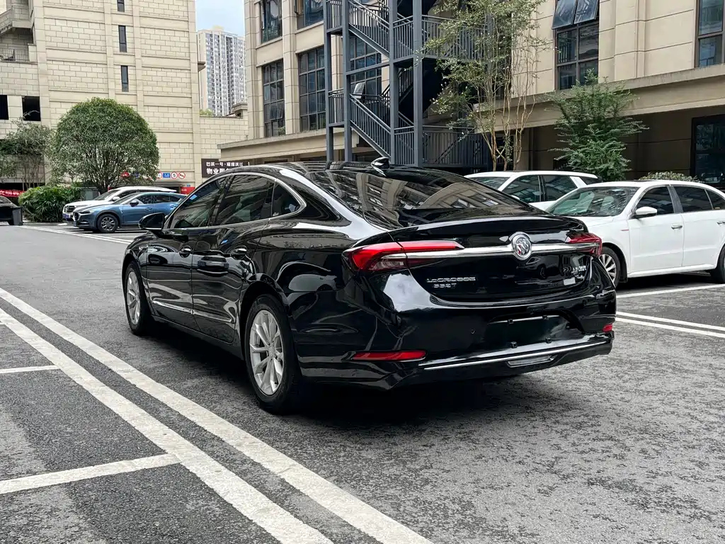 BUICK LACROSSE 2021
