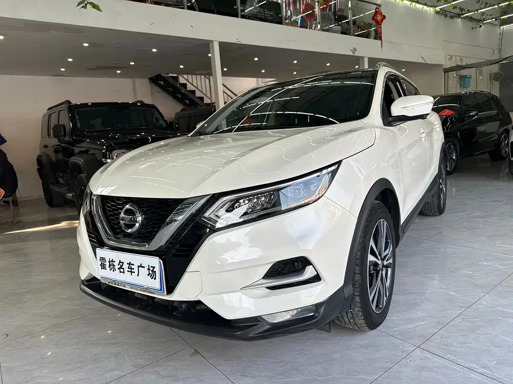 NISSAN QASHQAI 2023