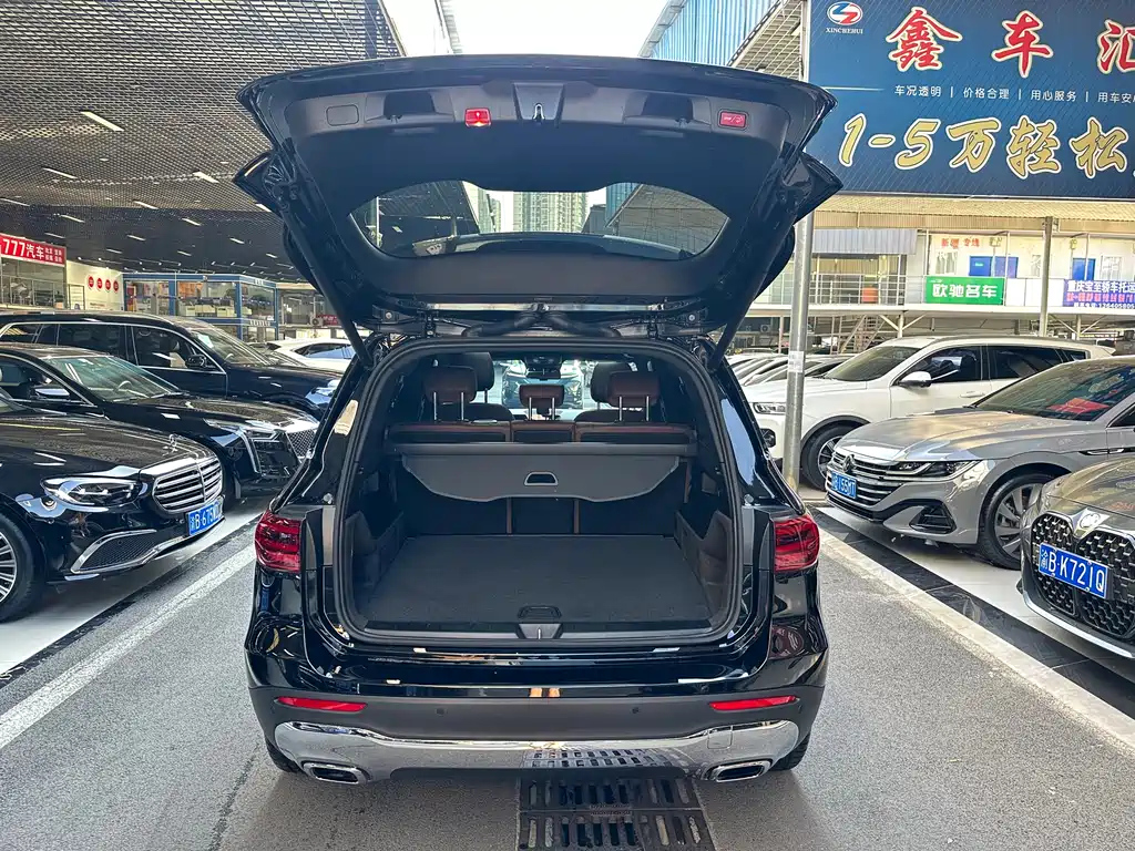 MERCEDES BENZ GLB 2024