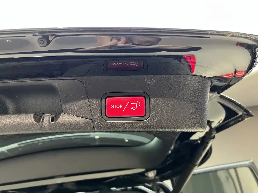 MERCEDES BENZ GLB 2020