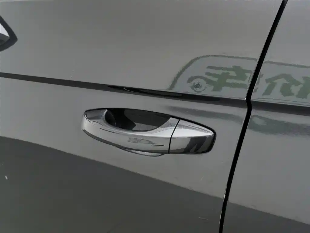 VOLKSWAGEN TAYRON 2019