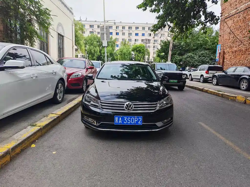VOLKSWAGEN MAGOTAN 2016
