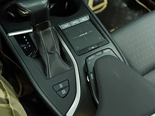 LEXUS UX  2020 YEAR 200  EDITION 2020