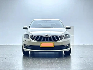 SKODA OCTAVIA  2021