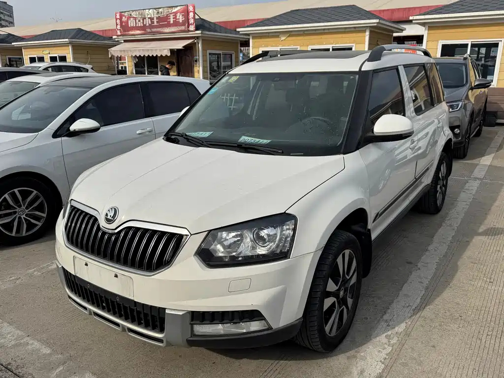 SKODA YETI 2015