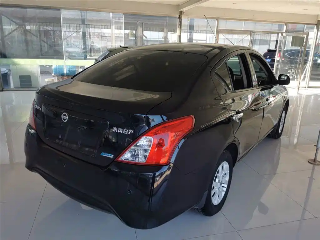 NISSAN SUNNY 2016