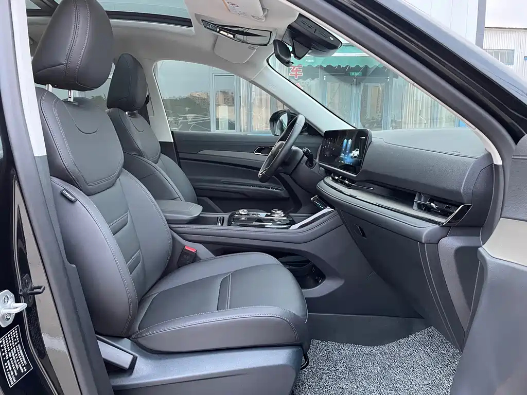 FORD EQUATOR SPORT 2024