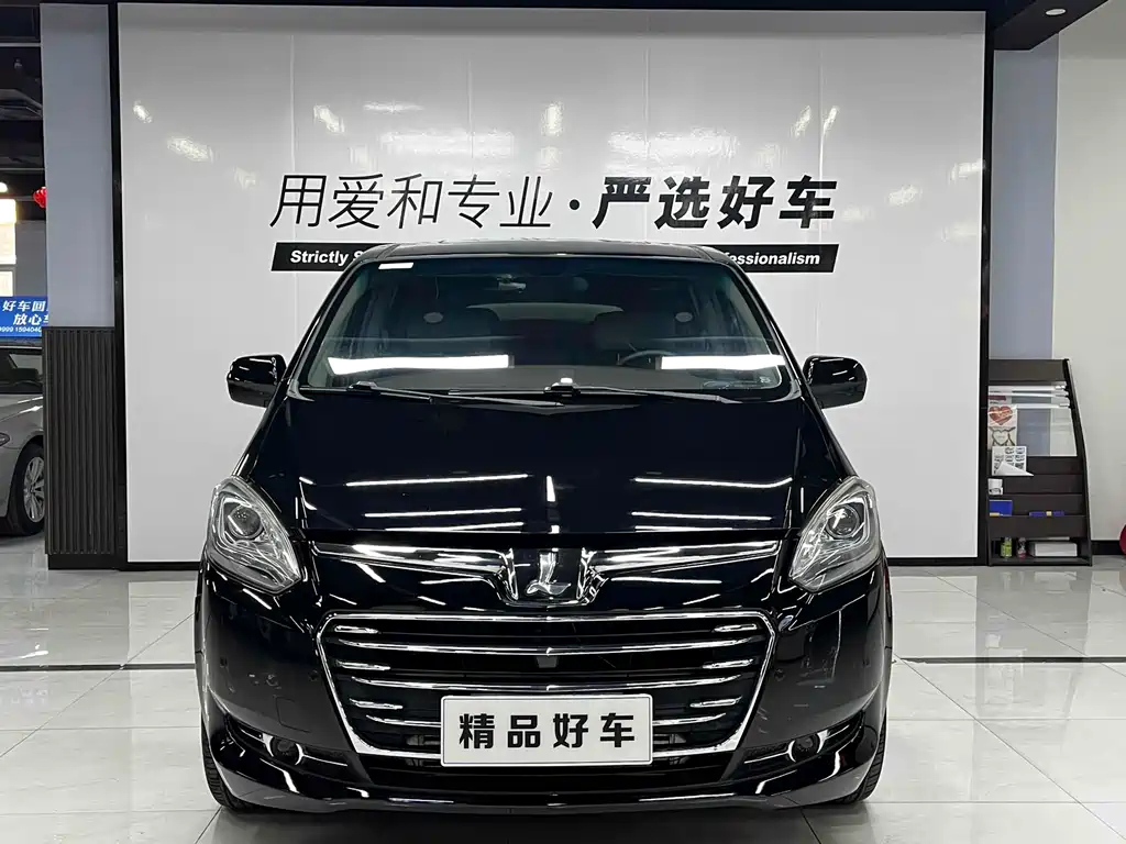 LUXGEN BIG 7 MPV 2016