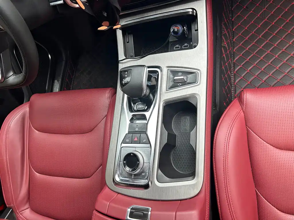 JETOUR X70 PLUS 2022