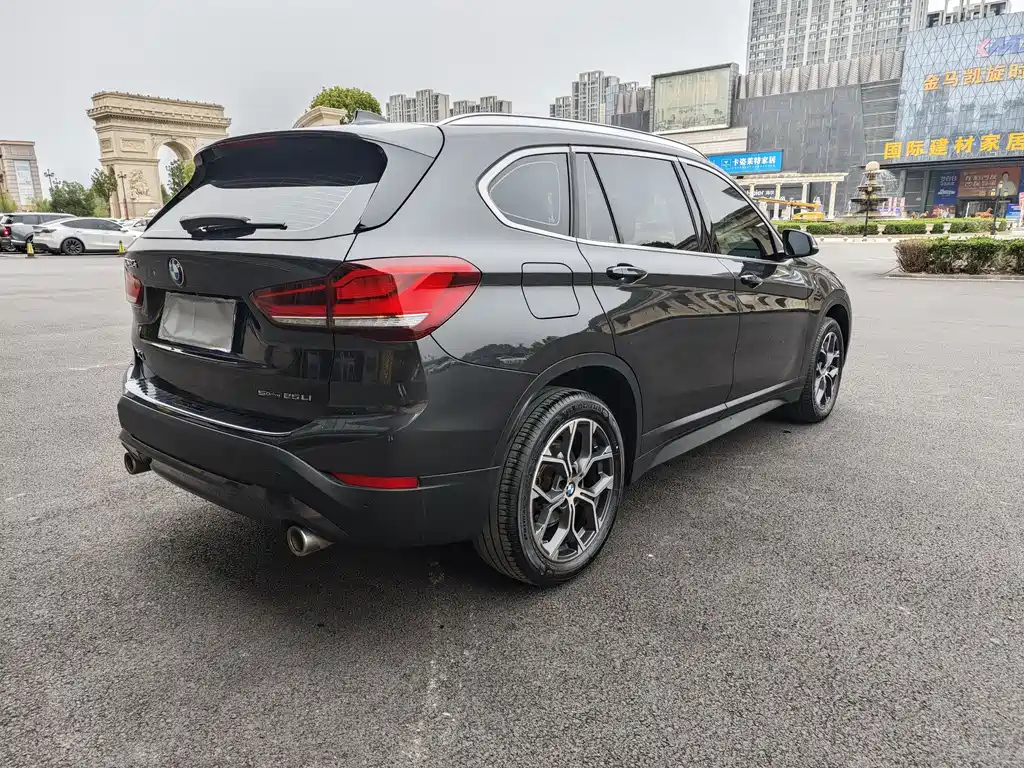 BMW X1 2021