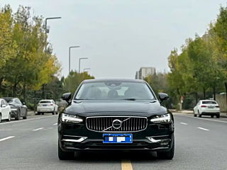 VOLVO S90 2019