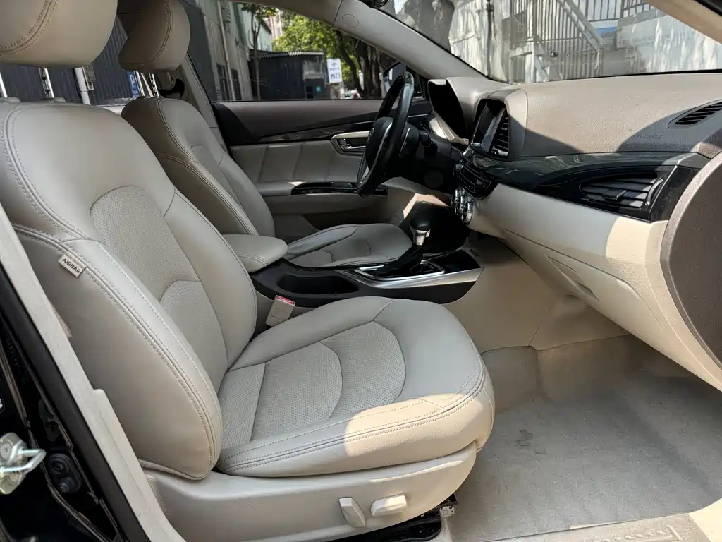 TRUMPCHI GA6 2015