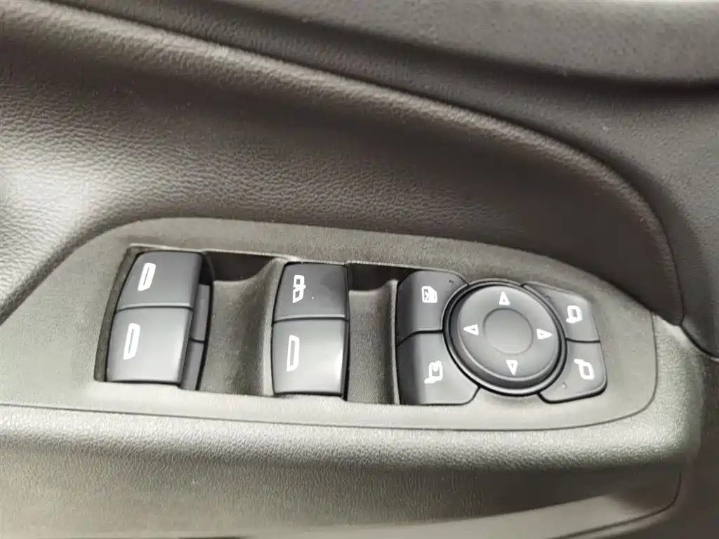 CHEVROLET EXPLORER 2019