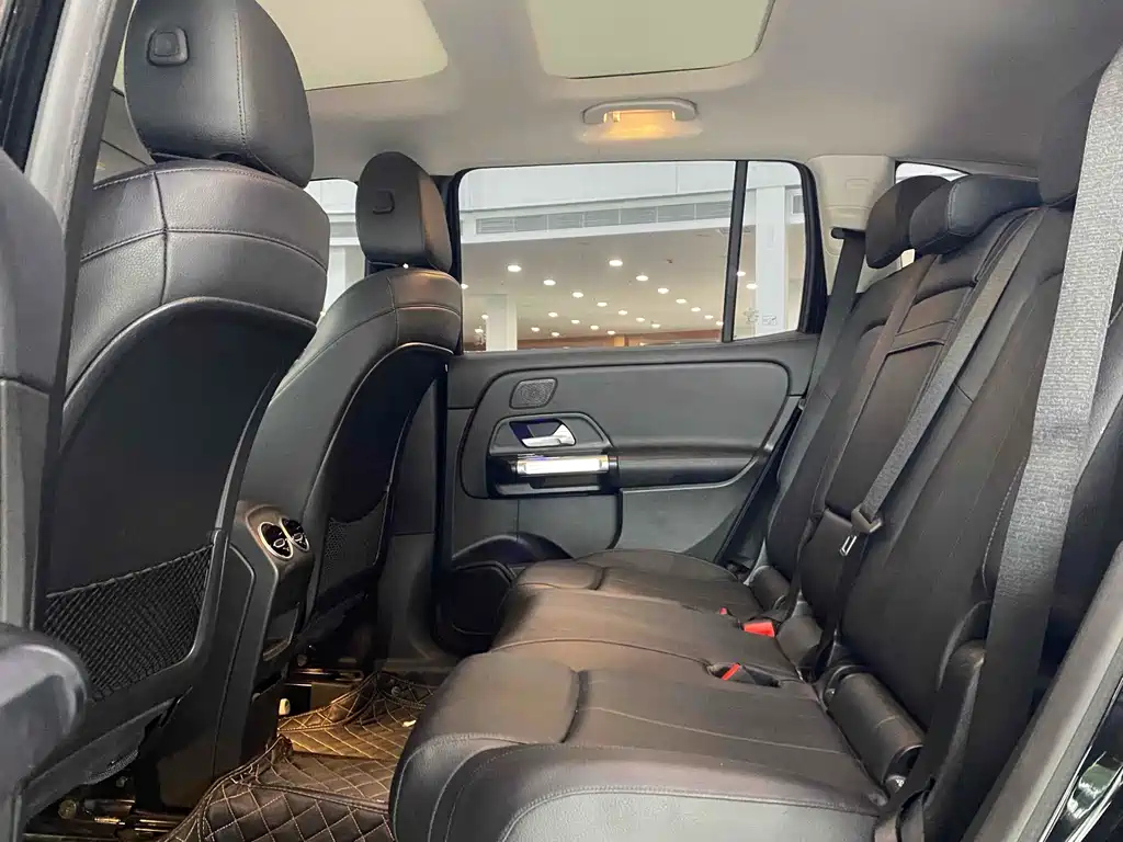 MERCEDES BENZ GLB 2020