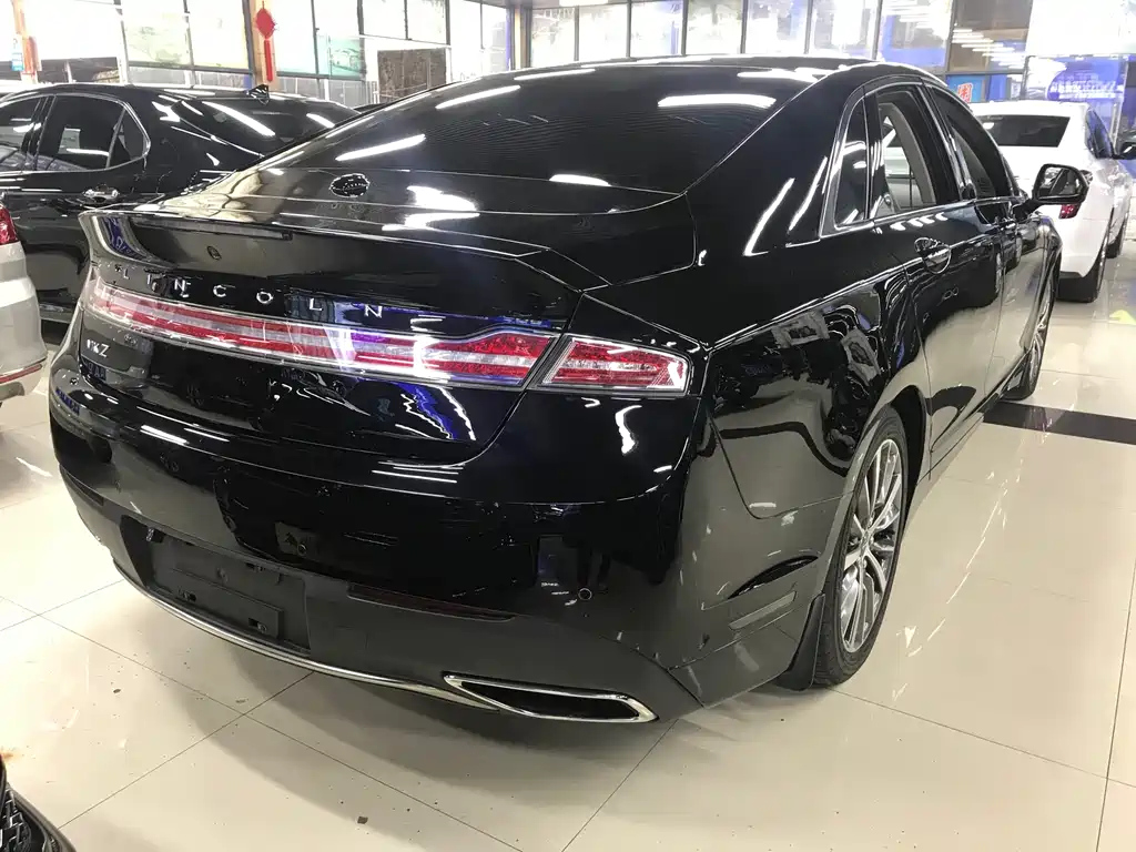 LINCOLN MKZ 2018