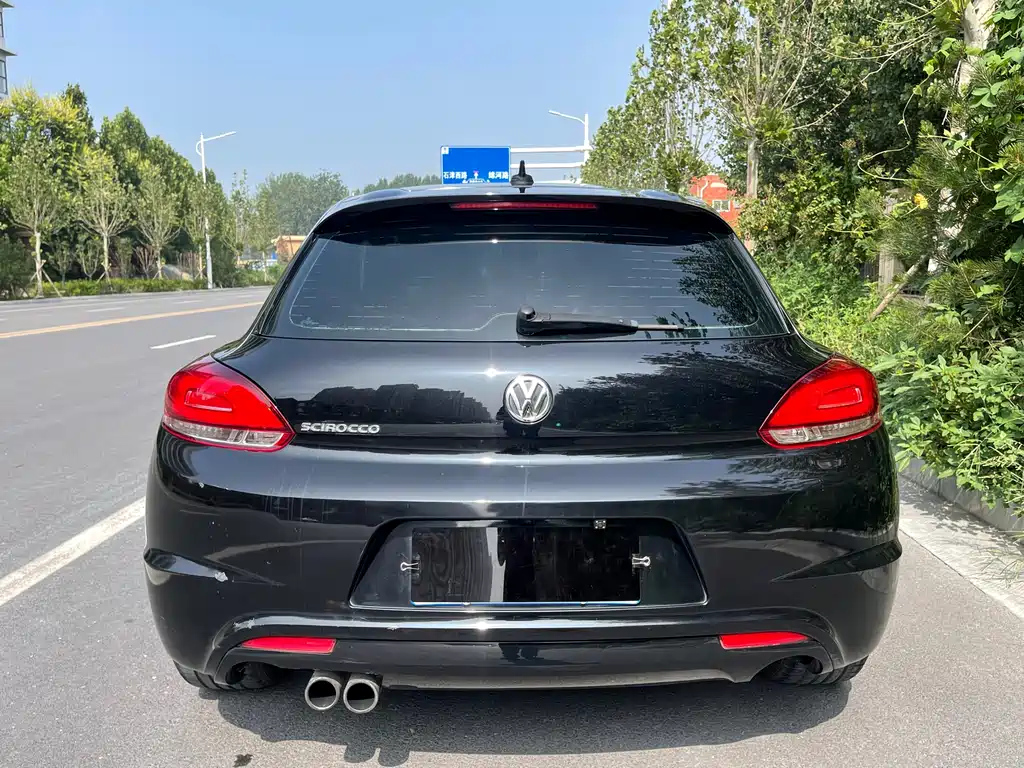 VOLKSWAGEN SCIROCCO 2010