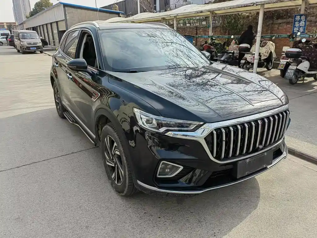 HONGQI HS5 2022
