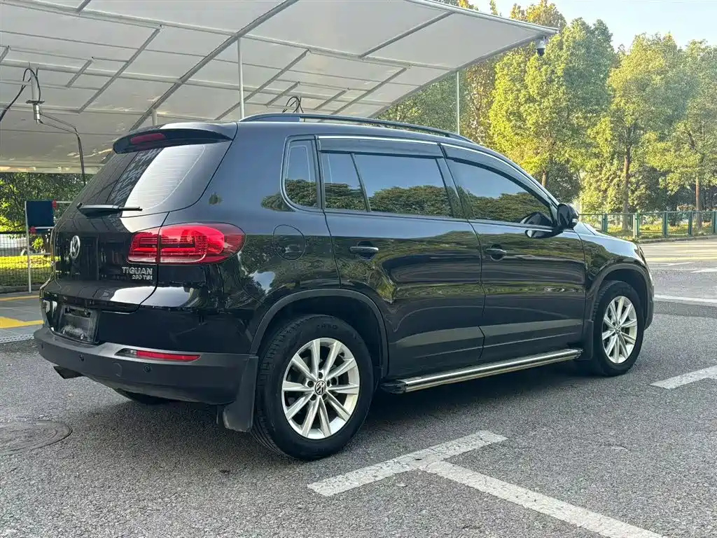 VOLKSWAGEN TIGUAN 2018